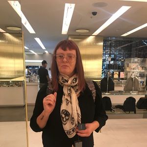 Meet your Posher, Sarah